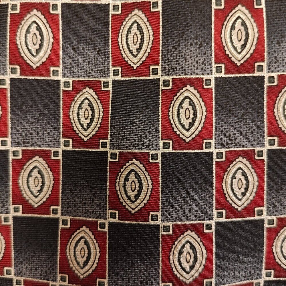 Stafford 100% Silk Red and Grey Patterned Tie, Excellent Used Condition! (EUC) - Picture 5 of 6